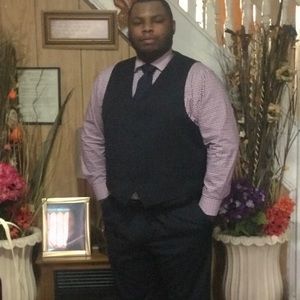 Meet your Posher, Dennard